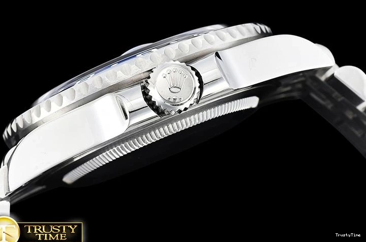 0714 ROLGMT147B – GMT Master II Durable 979